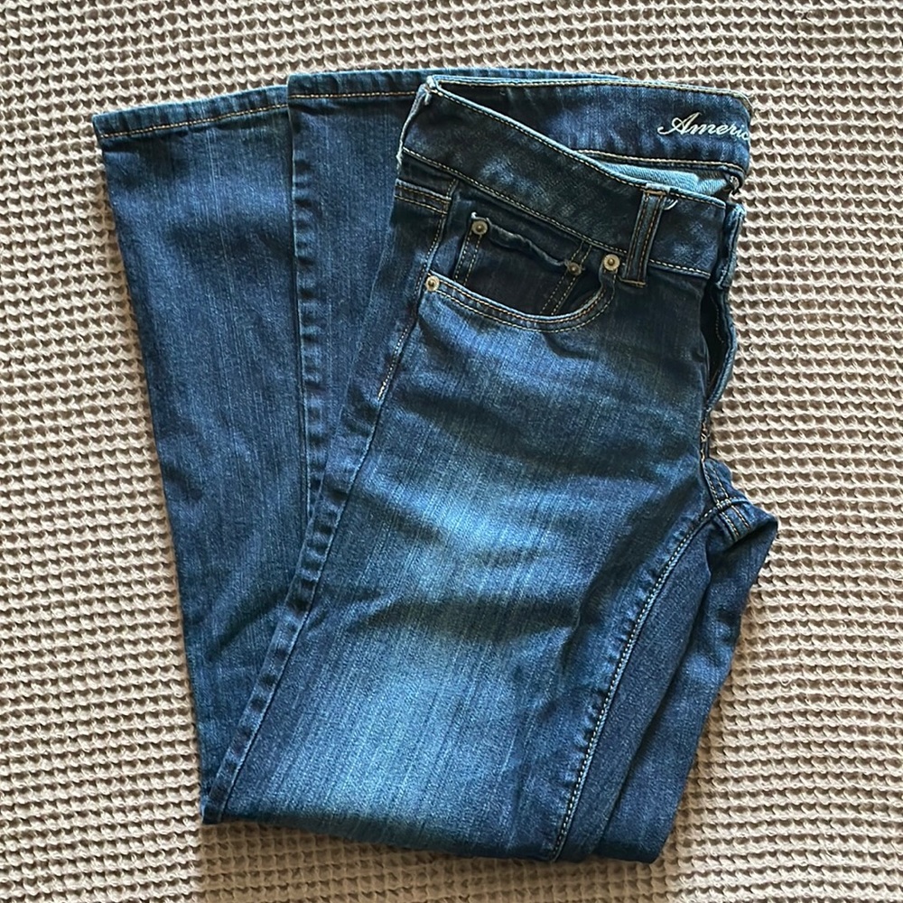 AE favorite bf jeans 6 short